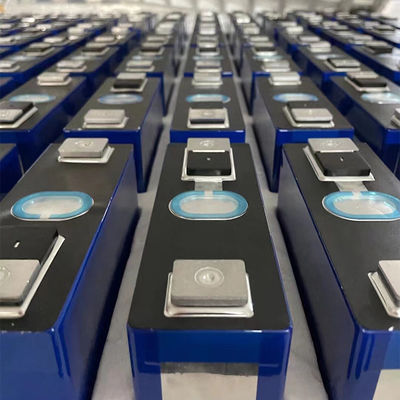 خلايا بطارية ليثيوم أيون المنشورية LFP متعددة الأغراض دورة عميقة عملية