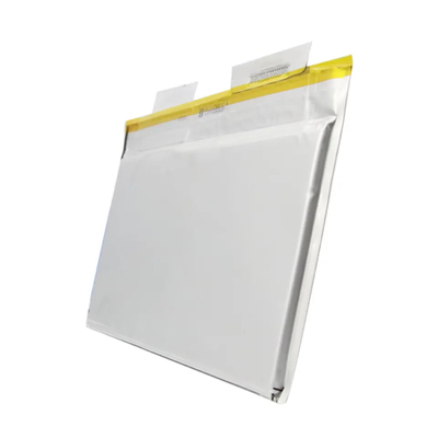 4.2V 21000F 4.2V 18000F وحدة Ultracapacitor لتطبيقات تخزين الطاقة عالية الطاقة
